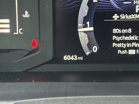 Used 2025 Toyota Tacoma SR image 22