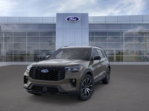 New 2026 Ford Explorer ST-Line w/ Premium Package image 2