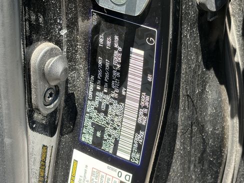 Certified 2024 Toyota 4Runner SR5 RWD image 9