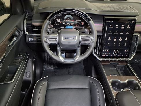 New 2026 GMC Acadia Denali w/ Super Cruise Package FWD image 13