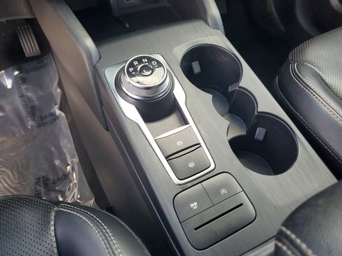 Used 2022 Ford Escape SEL w/ Technology Package image 30