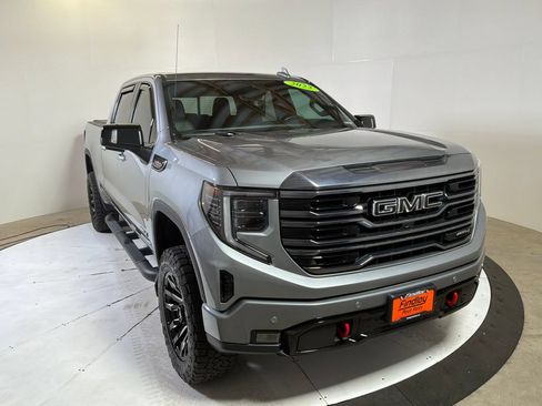 Used 2023 GMC Sierra 1500 AT4 w/ AT4 Premium Package AWD/4WD image 1