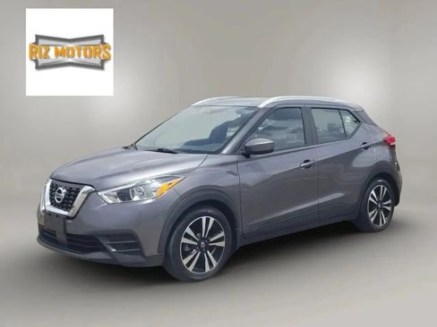 Used 2020 Nissan Kicks SV FWD image 1