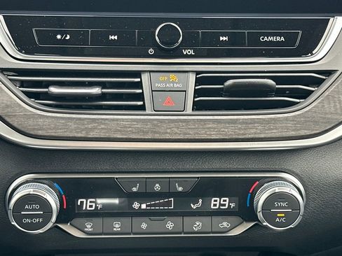 New 2025 Nissan Altima 2.5 SL image 22