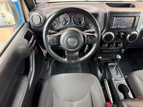 Used 2016 Jeep Wrangler Unlimited Sport w/ Quick Order Package 24S AWD/4WD image 16
