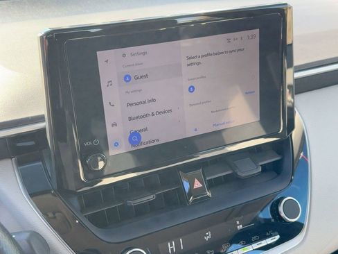 Used 2023 Toyota Corolla LE image 22