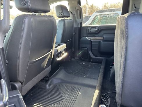 Used 2022 Chevrolet Silverado 2500 LTZ w/ LTZ Plus Package image 15