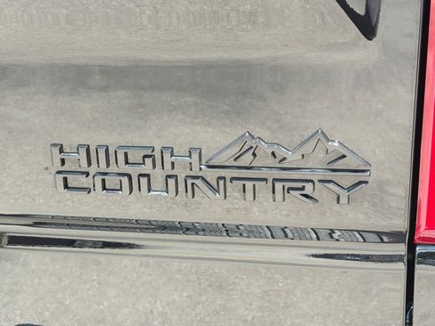 Used 2026 Chevrolet Silverado 1500 High Country w/ Midnight Edition RWD image 12