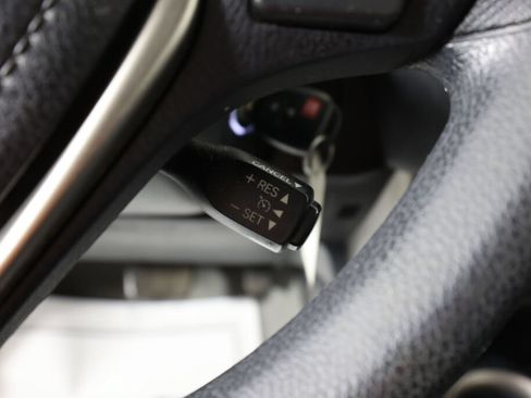 Used 2015 Toyota RAV4 LE AWD/4WD image 35
