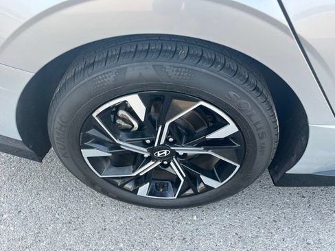 Used 2024 Hyundai Sonata SEL FWD image 18