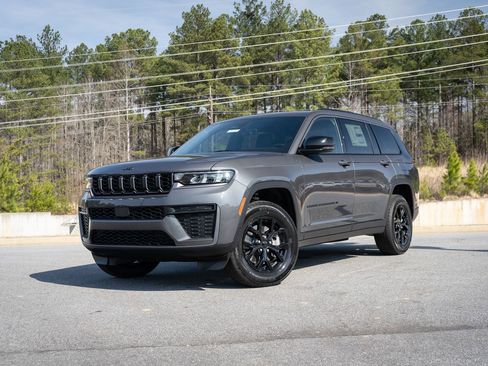 New 2026 Jeep Grand Cherokee L 4WD image 1