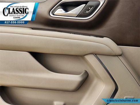 Used 2021 GMC Yukon SLT w/ SLT Luxury Plus Package image 22