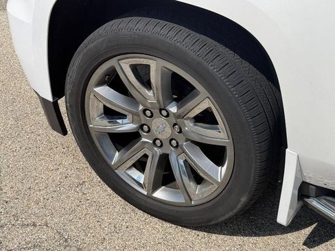 Used 2016 Chevrolet Tahoe LTZ AWD/4WD image 10
