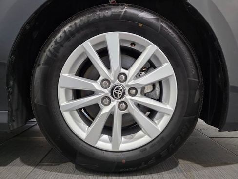 Used 2025 Toyota Camry LE FWD image 25
