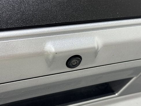 Used 2022 Ford F150 Lariat image 29