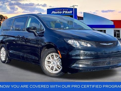 Used 2024 Chrysler Voyager LX image 1