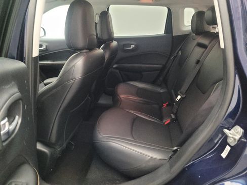 Used 2021 Jeep Compass Latitude AWD/4WD image 18