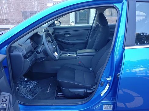 Used 2024 Nissan Sentra SV image 18