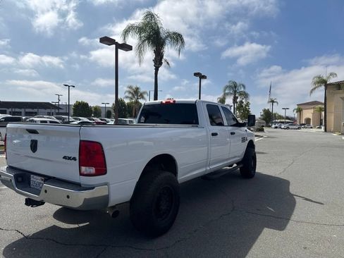 Used 2016 RAM 2500 Tradesman w/ Chrome Appearance Group AWD/4WD image 8
