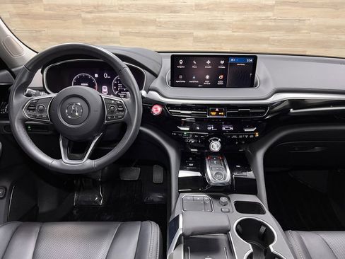Used 2024 Acura MDX SH-AWD image 2