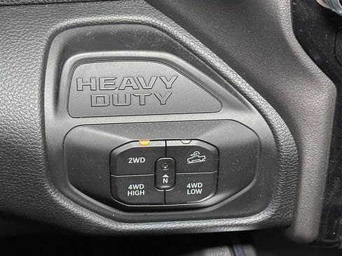 New 2026 RAM 2500 Big Horn AWD/4WD image 25