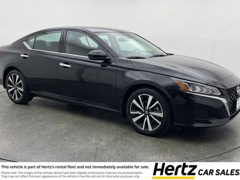 Used 2025 Nissan Altima 2.5 SV image 1