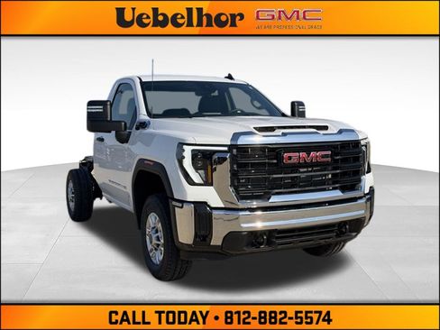 New 2026 GMC Sierra 2500 Pro w/ Convenience Package AWD/4WD image 1