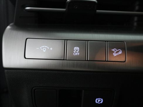 Used 2025 Hyundai Kona SEL AWD/4WD image 29
