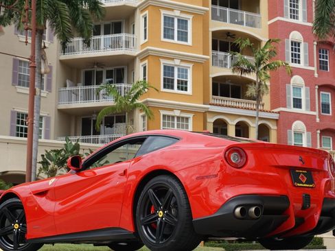 Used 2016 Ferrari F12 Berlinetta image 61