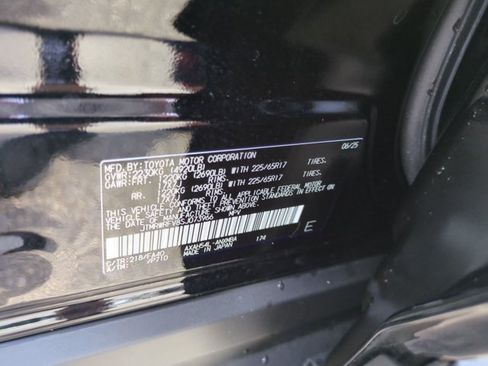Certified 2025 Toyota RAV4 XLE w/ Convenience Package AWD/4WD image 25