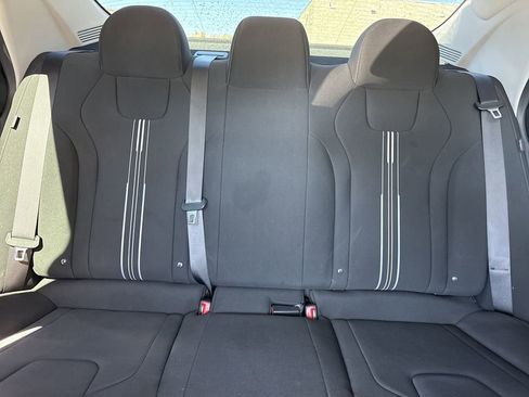 Used 2024 Hyundai Elantra SEL image 31