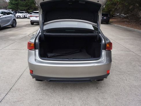 Used 2018 Lexus IS 300 image 16