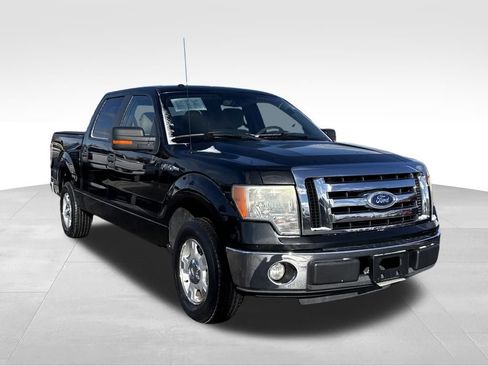 Used 2010 Ford F150 XLT image 4