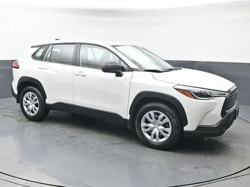 Certified 2023 Toyota Corolla Cross L image 10