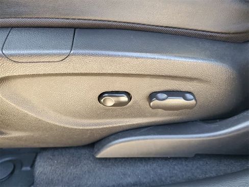 Used 2019 Buick Encore Preferred image 18