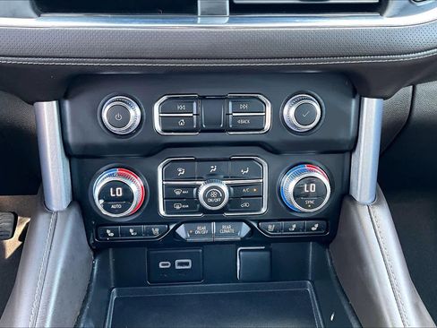 Certified 2023 GMC Yukon SLT image 33