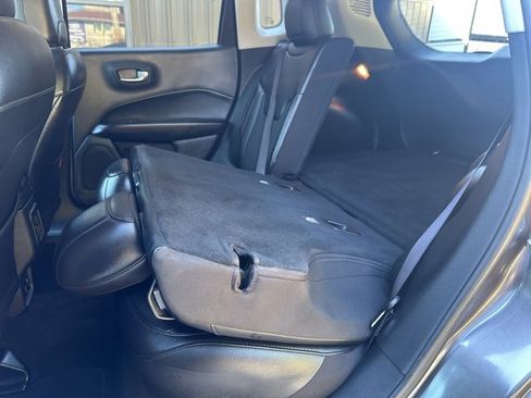 Used 2021 Jeep Compass Trailhawk image 23
