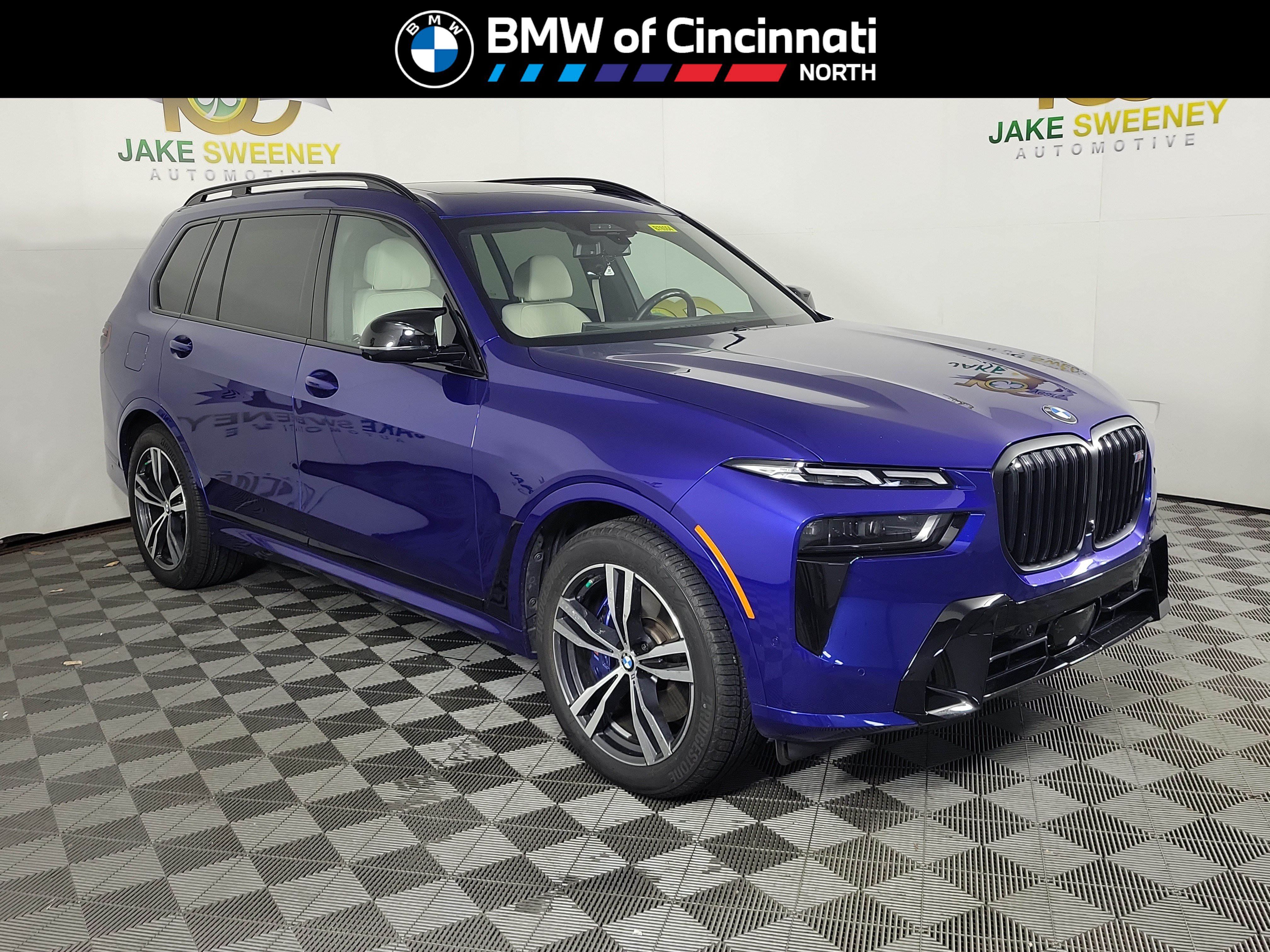 Used 2024 BMW X7 M60i w/ Executive Package AWD/4WD image 1