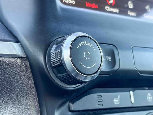 Used 2021 RAM 1500 Big Horn image 31