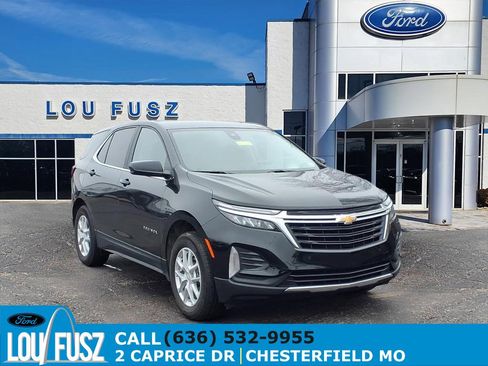 Used 2023 Chevrolet Equinox LT image 1