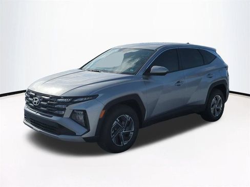 New 2026 Hyundai Tucson Blue SE AWD/4WD image 9