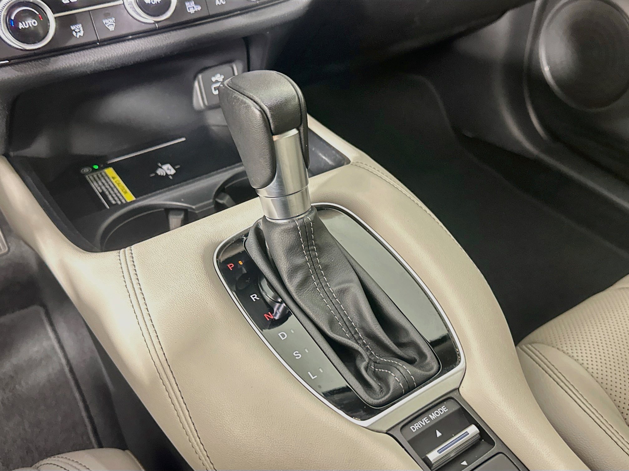 Used 2024 Honda HR-V EX-L image 24