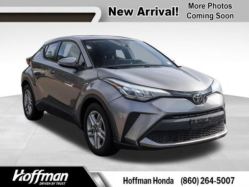 Used 2020 Toyota C-HR LE FWD image 1