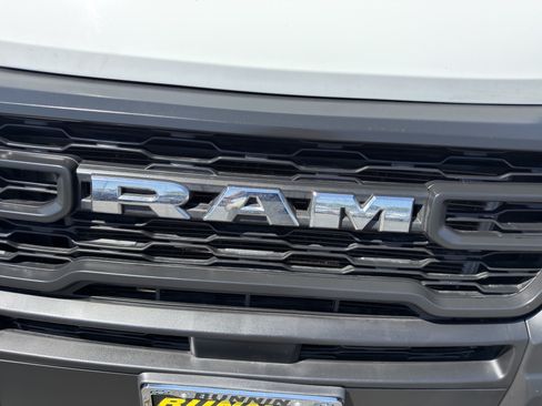 Used 2025 RAM ProMaster 2500 w/ Convenience Group FWD image 39