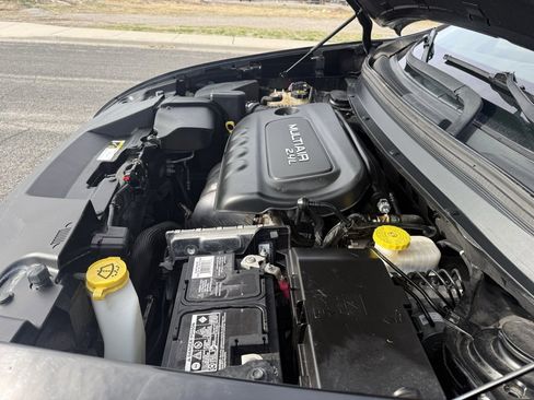 Used 2018 Jeep Cherokee Limited image 24