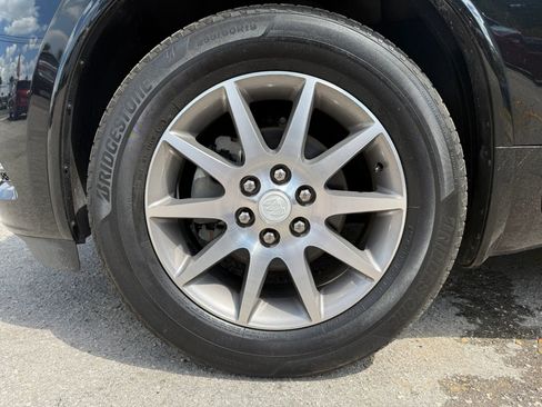 Used 2017 Buick Enclave Leather image 20