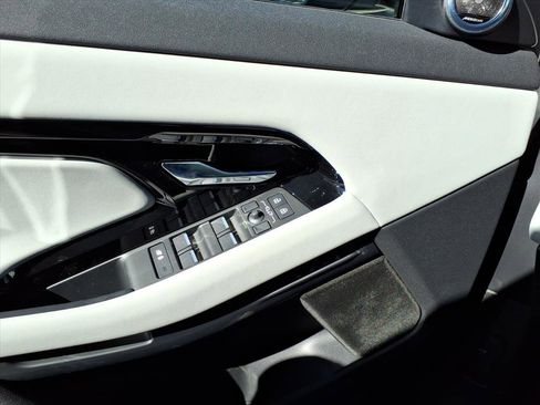 New 2026 Land Rover Range Rover Evoque S image 14