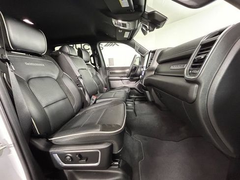 Used 2025 RAM 1500 Laramie AWD/4WD image 22