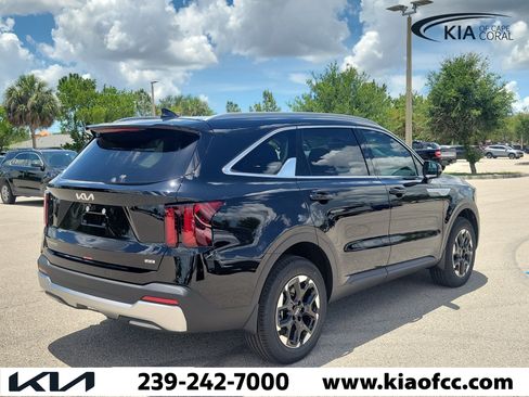 New 2026 Kia Sorento S w/ S Panoramic Sunroof Package AWD/4WD image 6