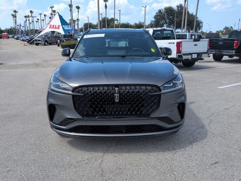 Used 2025 Lincoln Aviator Black Label w/ Black Label Special Edition AWD/4WD image 9